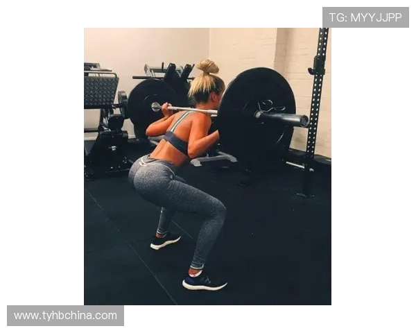 蝴蝶夹健身器材作用科普 打造完美胸型的秘密武器 蝴蝶夹健身器材作用科普 打造完美胸型的秘密武器