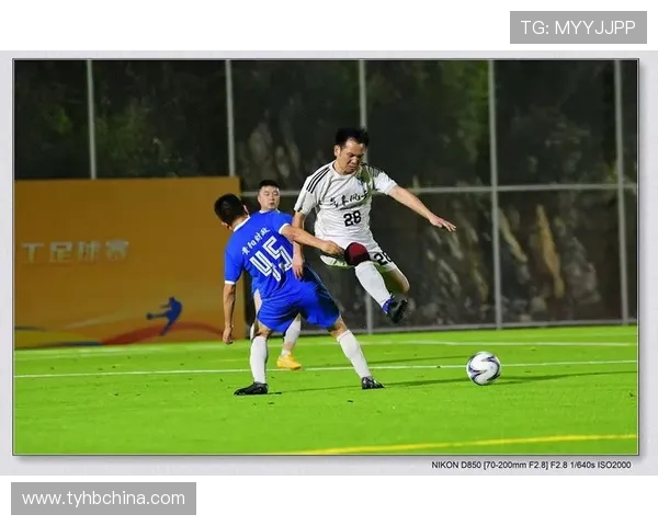 足球比赛中的团队合作与个人表现