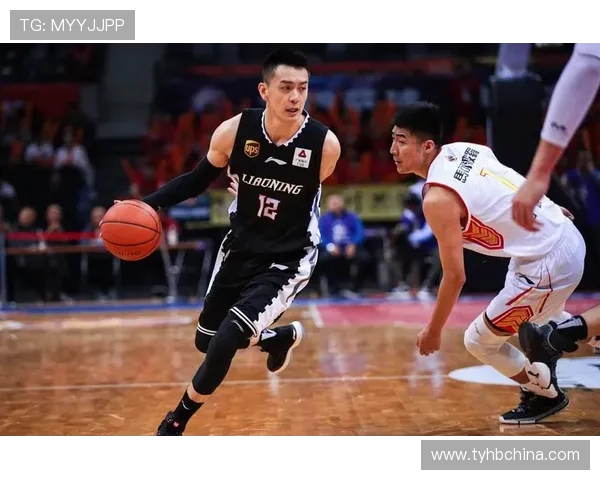 足篮双视角解析CBA球员体能分配与战术执行的关键策略