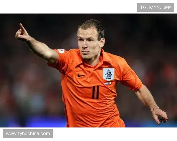 1998年世界杯荷兰队阵容中是否有阿尔扬罗本这位未来巨星
